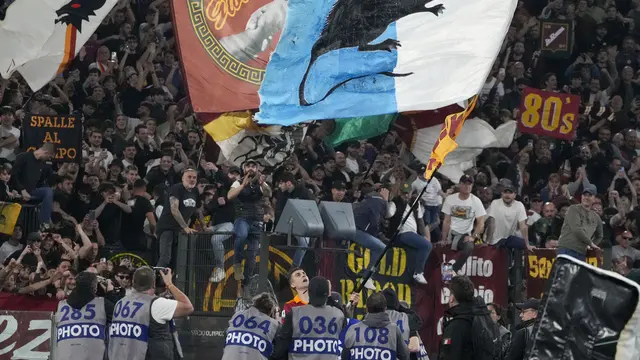 FOTO Gianluca Mancini dalam Derbi Roma