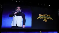 Jack Black berbicara di atas panggung untuk mempromosikan film mendatang "Kung Fu Panda 4" selama presentasi Universal Pictures dan Focus Features selama CinemaCon, konvensi resmi National Association of Theatre Owners, di The Colosseum di Caesars Palace pada 26 April 2023 di Las Vegas, Nevada. (ETHAN MILLER / GETTY IMAGES NORTH AMERICA / GETTY IMAGES VIA AFP)