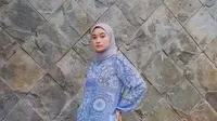 Kulot Jeans Naik Kelas, 7 Gaya Santun tapi Stunning untuk Kondangan Hijabers