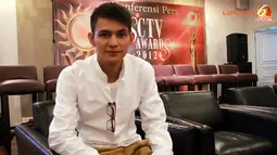 Marcell Darwin Jadi Host SCTV Awards 2012