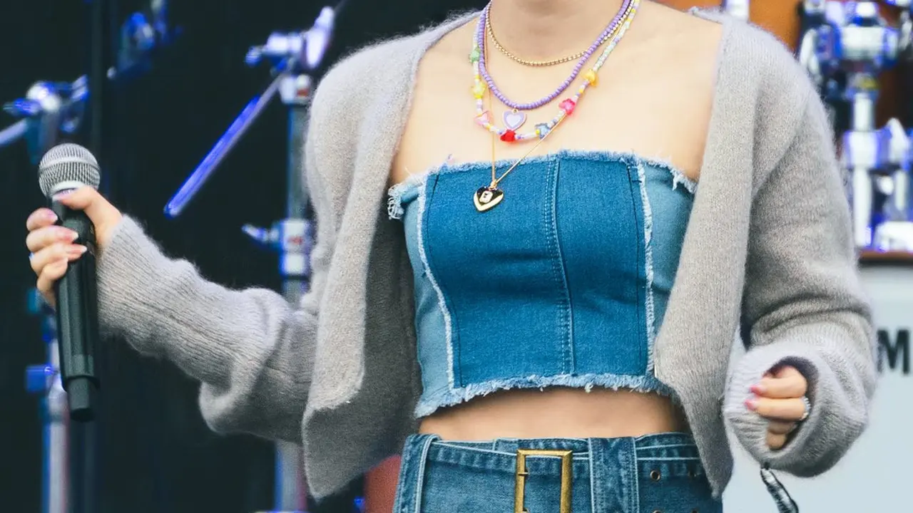 Penampilan Wendy Red Velvet di Festival Musik Slow Life Slow Live 2022 Day 2