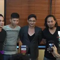 Pasha Ungu resmi ditetapkan menjadi pemenang dalam Pemilihan Kepala Daerah (Pilkada) Palu oleh Komisi Pemilihan Umum Daerah (KPUD). Sebagai vokalis Ungu, Pasha pun memberikan gambaran apa yang akan dilakukan Ungu nantinya.