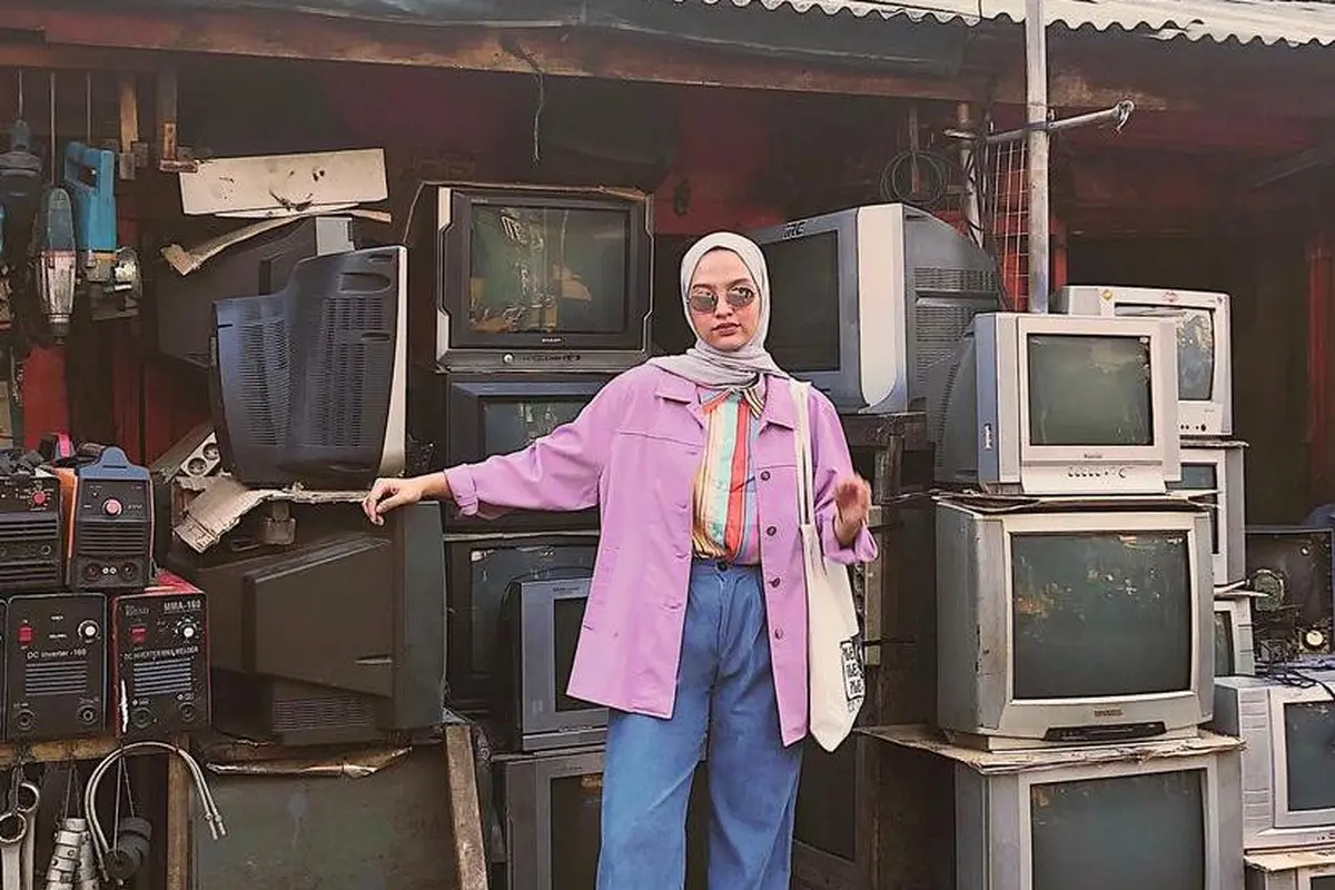 14 Ide Padu Padan Baju Pink dengan Hijab Kekinian ala Seleb, Irish Bella-Ria Ricis
