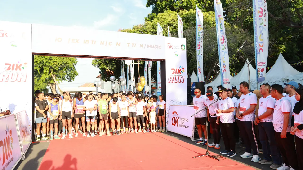 Seribu Warga Antusias Ikuti BIK Run 2025, Pemkab Banyuwangi dan OJK Ajak Masyarakat Melek Keuangan lewat Olahraga
