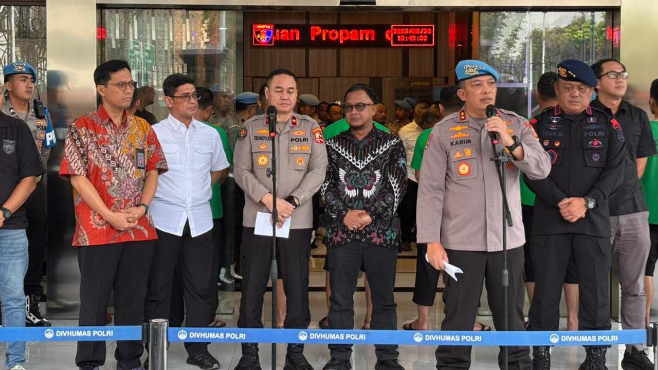 VIDEO: Suara Bergetar Kadiv Propam Tegaskan 7 Polisi Lindas Ojol Langgar Kode Etik