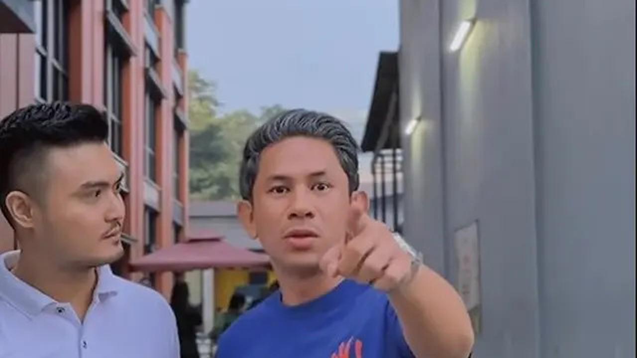 7 Potret Aktor Aji Yusman 'Inikah Rasanya' Kini Jadi Penjual Mainan, Berjuang Kerja Serabutan
