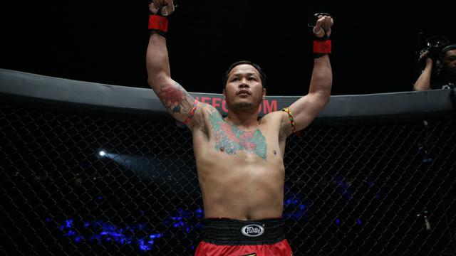 Yodsanklai IWE Fairtex (ONE Championsip)