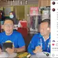 Ridwan Kamil, Bima Arya Sugiarto, dan Hengky Kurniawan menyantap ulat sagu di sela-sela kegiataan saat menghadiri PON XX Papua 2021 (instagram.com/ridwankamil)