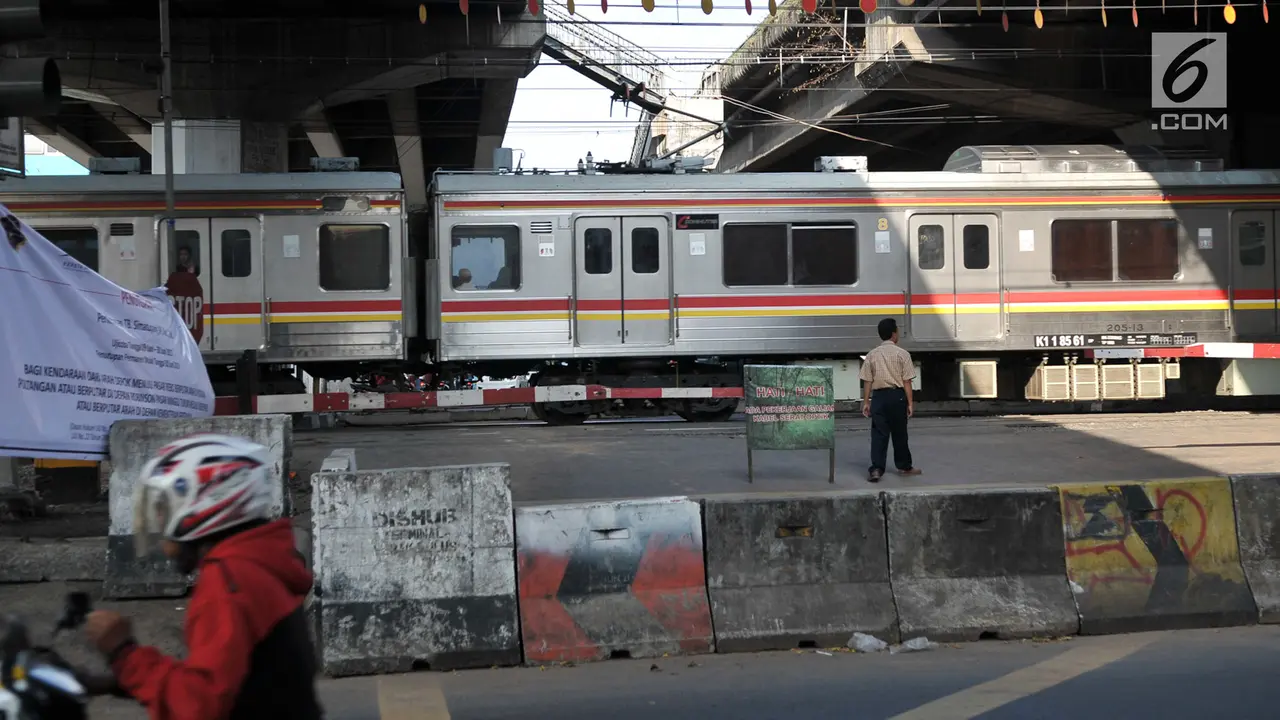 Perlintasan Tanjung Barat Ditutup Permanen