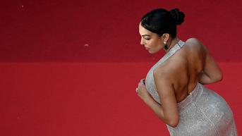 FOTO: Georgina Rodriguez Kembali Melangkah di Karpet Merah Cannes