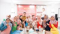 Yayasan Indonesia Setara (YIS) nersama Pemerintah Kota Cirebon dan Sahabat Sandiuno Nusantara menggelar pelatihan baking di Bandar Jakarta Cirebon, Kota Cirebon, Selasa (30/9/2025) (Istimewa)