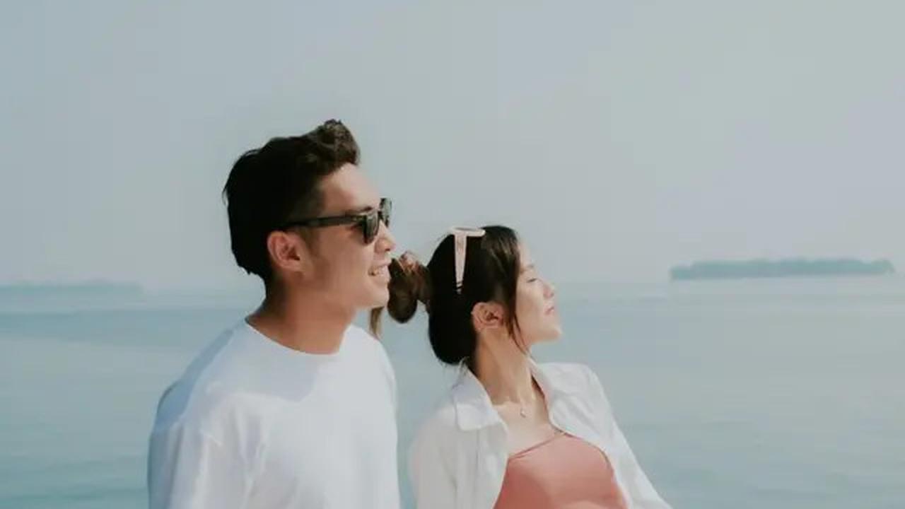 7 Potret Jessica Jane Adik Jess No Limit Pamer Pacar, Liburan Romantis di Pantai