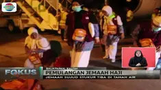 Ratusan jemaah haji kloter pertama debarkasi Balikpapan, Kalimantan Timur, kembali ke Tanah Air.