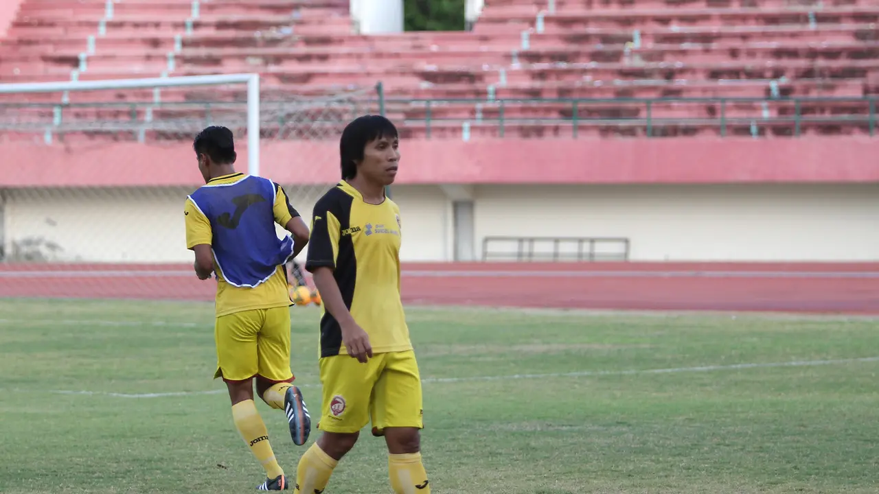 Asri Akbar