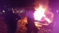 Ormas di Bogor Bakar Lokalisasi Limusnunggal