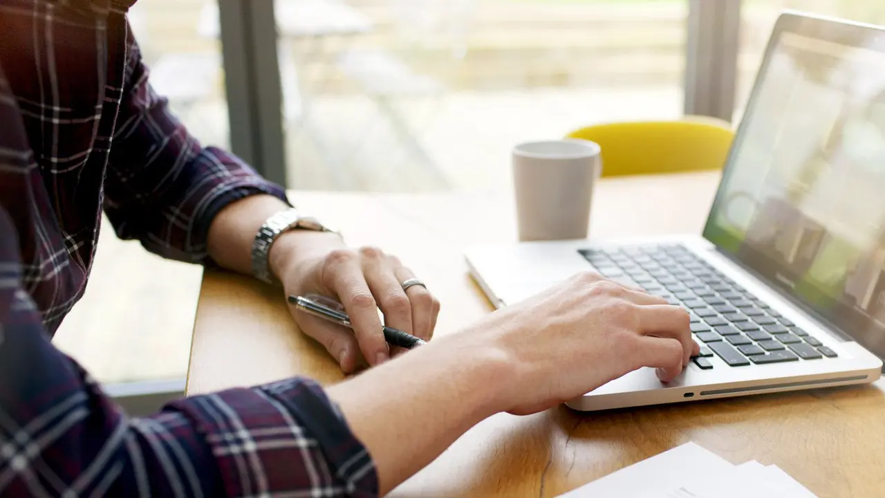 Cuma Isi Survey, Uang Bisa 'Mengalir' Tanpa Harus Pergi ke Kantor