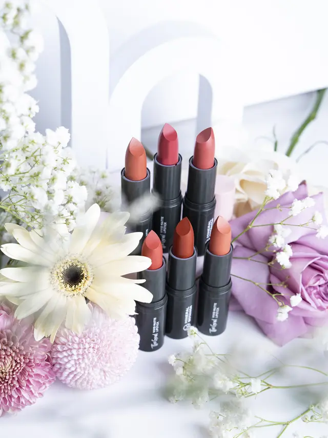 6 Pilihan Warna Lipstik Terbaru yang Cocok untuk Aktivitas Seharian