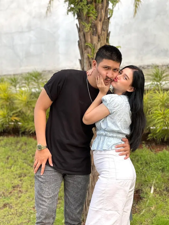 [Fimela] Aditya Zoni dan Yasmine Ow