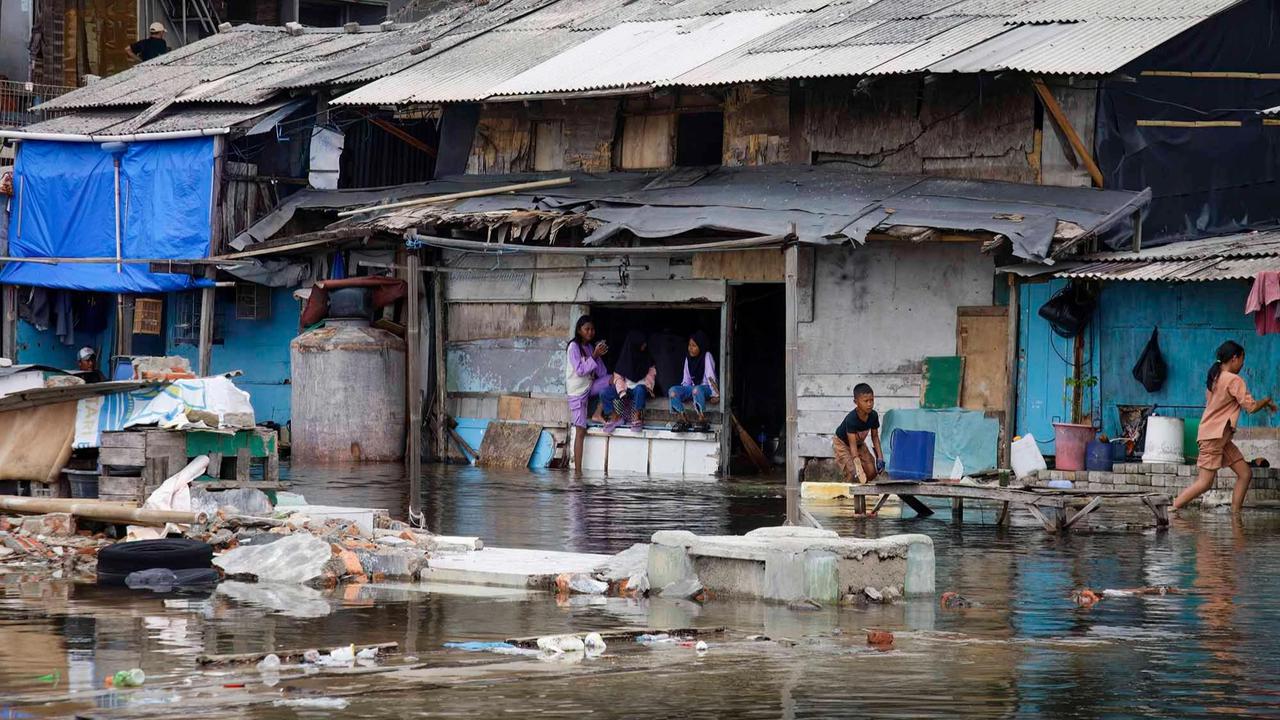 FOTO: Banjir Rob di Muara Baru Jakarta Utara