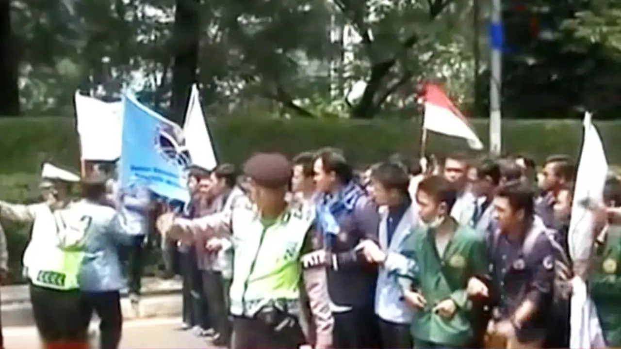 (Lip6 Siang) Demo-DPR