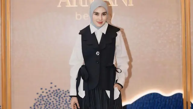 Gaya Hijab Stylish Syahnaz Sadiqah yang Kini Jadi Istri Pejabat. (Dok: IG @syahnazs https://www.instagram.com/syahnazs/)