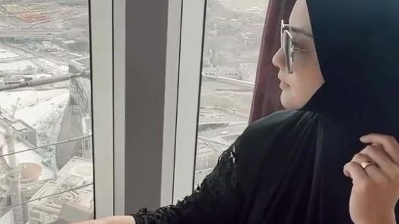 Sarapan dengan View Kakbah <br>