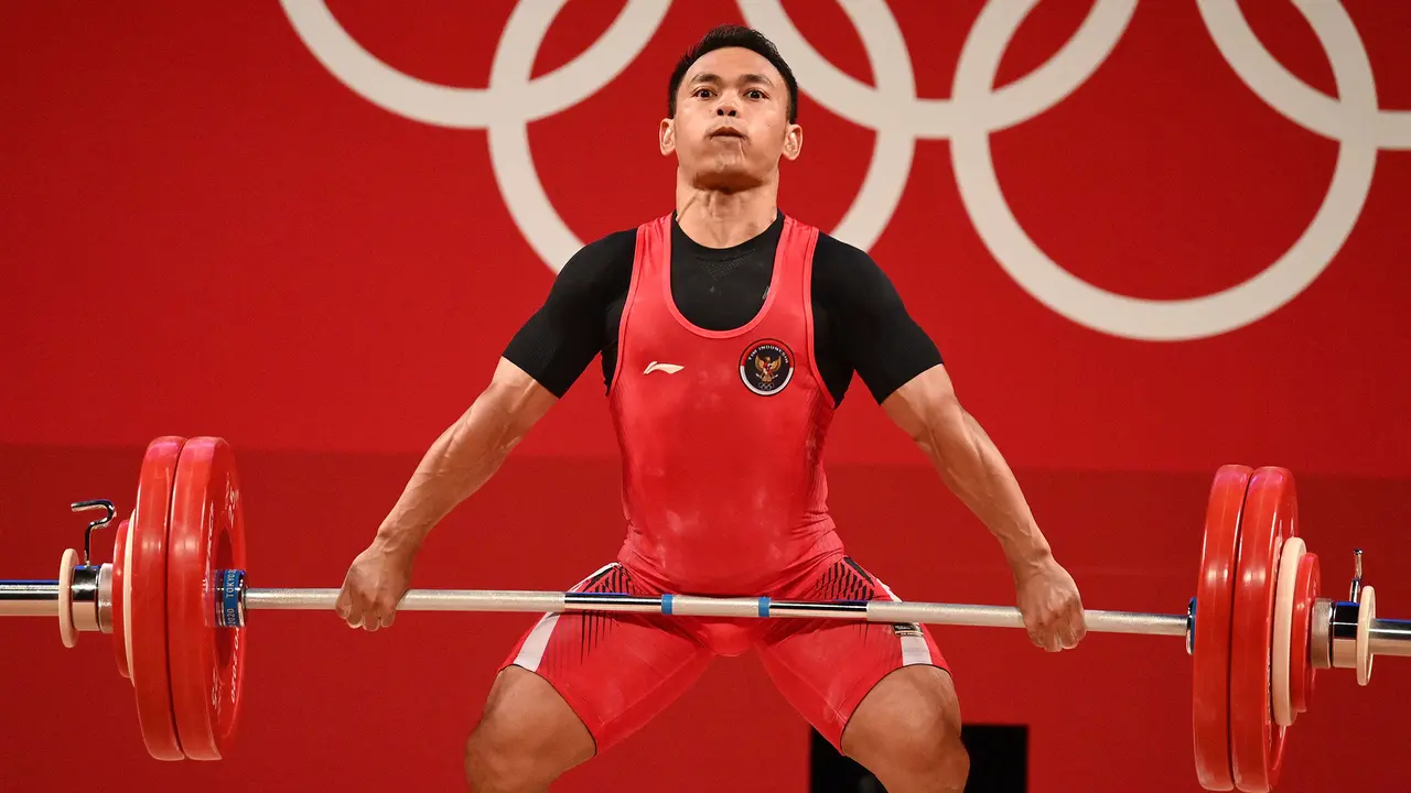 Foto: Eko Yuli Irawan Persembahkan Medali Kedua bagi Indonesia Setelah Sabet Perak di Cabang Olahraga Angkat Besi Olimpiade Tokyo 2020