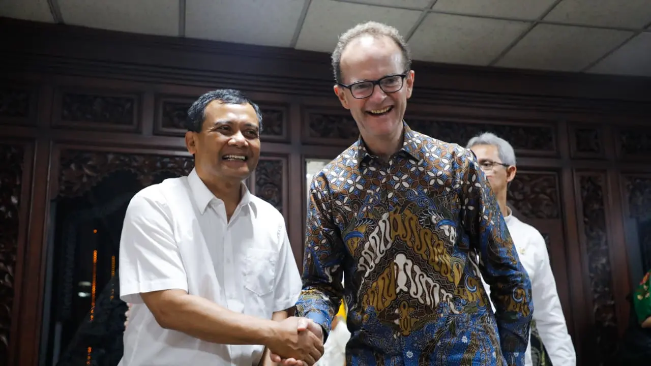 Dubes Inggris Kunjungi Gubernur Jateng Ahmad Luthfi, Bahas Industri Hijau hingga Beasiswa