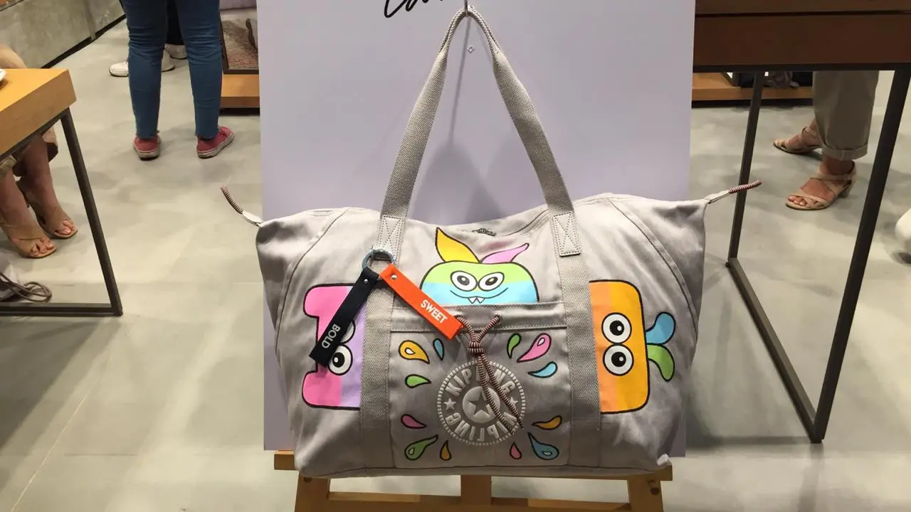 Tuangkan Ekspresi Diri Lewat Koleksi Terbaru dari Kipling