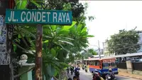 Jalan Condet Raya, salah satu sentra motor bekas berkualitas di Jakarta (Foto: Fajar Kirana)