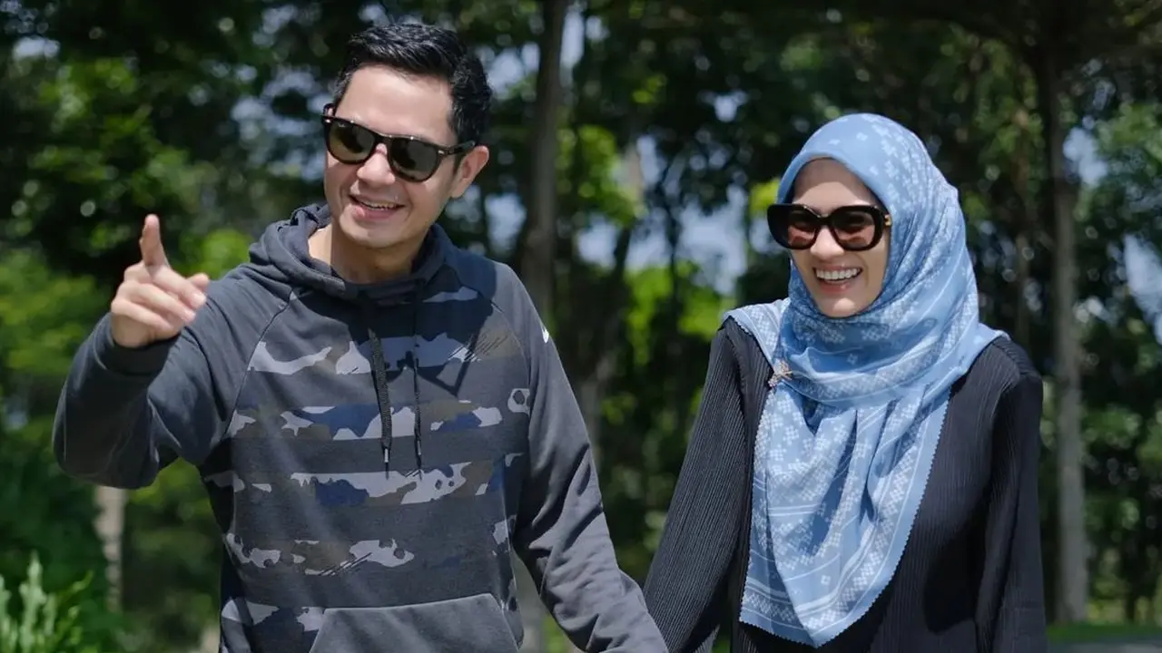 Alyssa Soebandono dan Dude Harlino