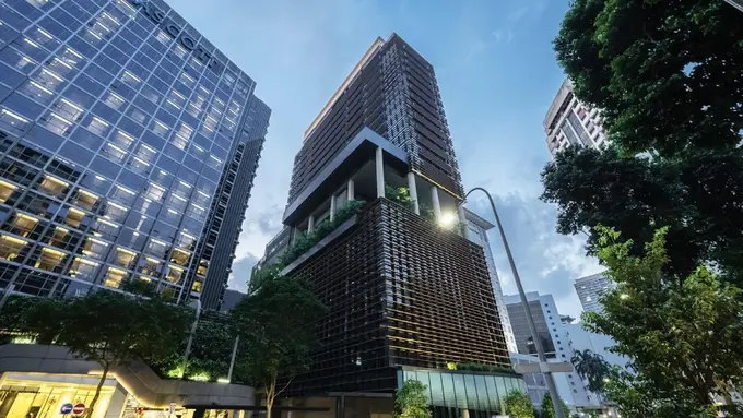 Liburan ke Singapura Bareng Bestie? Jangan Lupa Mampir Buat Shopping di Club21