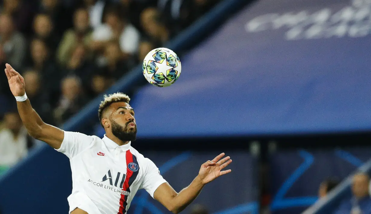 Selama berseragam PSG, striker asal Kamerun ini baru delapan kali berlaga di kompetisi Liga Champions. Gol Choupo-Moting ke gawang Atalanta menjadi gol pertamanya di pentas Liga Champions. (AFP/Geoffroy Van Der Hasselt)
