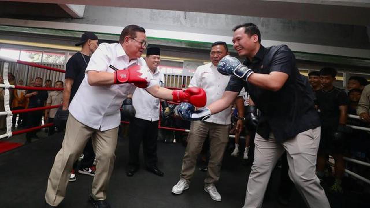 Pramono Resmikan Arena Tinju  Demi Tekan Tawuran di Jakarta