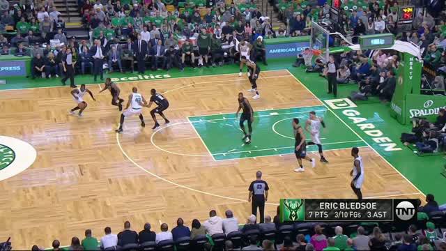 Berita video game recap NBA 2017-2018 antara Boston Celtics melawan Milwaukee Bucks dengan skor 113-107.