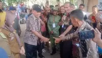 Momen Unik Ketua RT Dipilih Lewat Suit