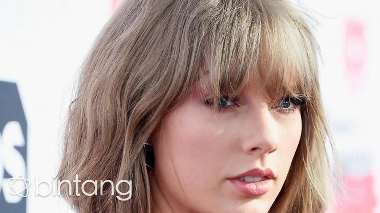 Taylor Swift Resmi Bertunangan dengan Calvin Harris?