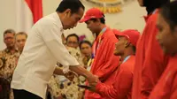 Presiden Republik Indonesia Joko Widodo (Jokowi)  secara resmi memberikan bonus kepada para atlet berprestasi yang berhasil mengharumkan nama bangsa