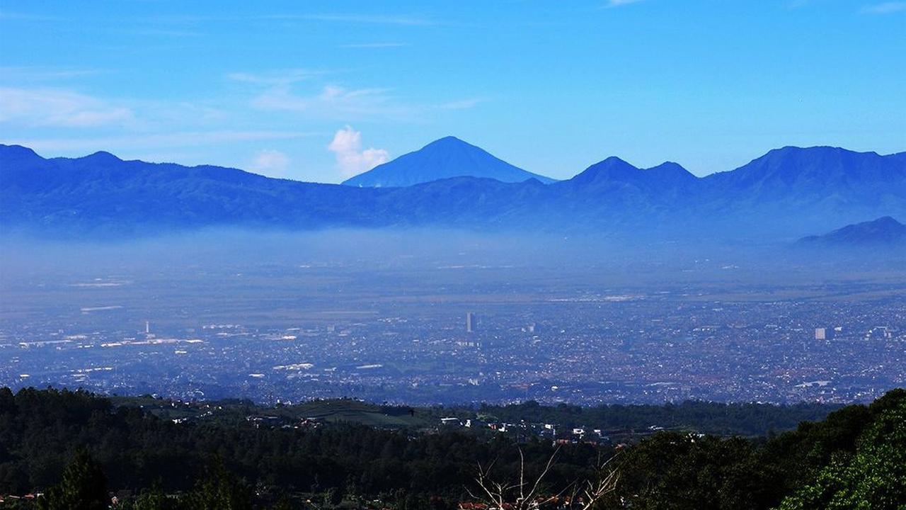 Danau Tercipta dari Erupsi Gunung Raksasa