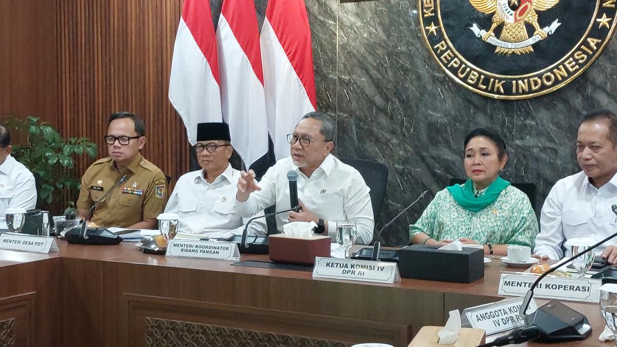 Zulkifli Hasan di Rapat Kopdes Merah Putih: Jangan Semua Masalah Lari ke Presiden, Selesaikan!