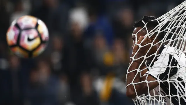 Ekspresi Alex Sandro