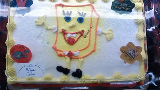 6 Potret Kue Spongebob Gagal Ini Tak Sesuai Ekspektasi, Bikin Kecewa