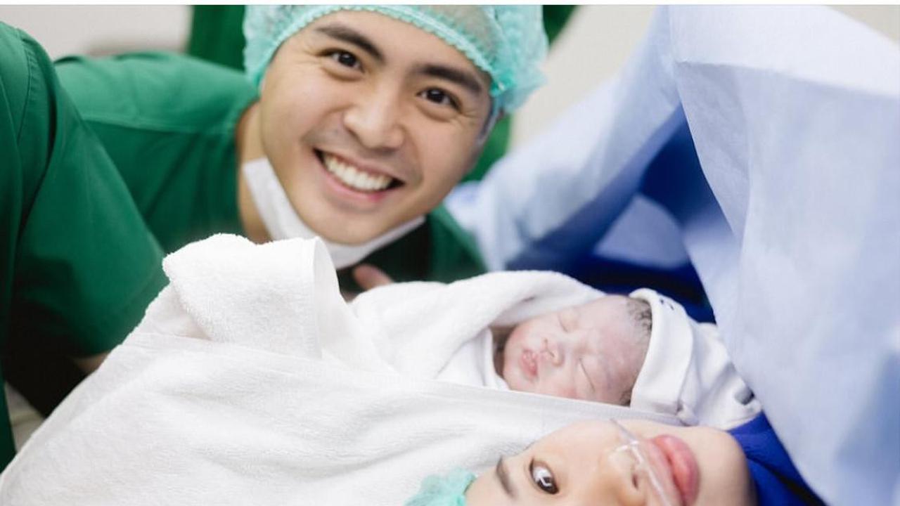 Donita dan Adi Nugroho Jenguk Gritte Agatha Usai Melahirkan, Momen Haru yang Bikin Netizen Terpukau