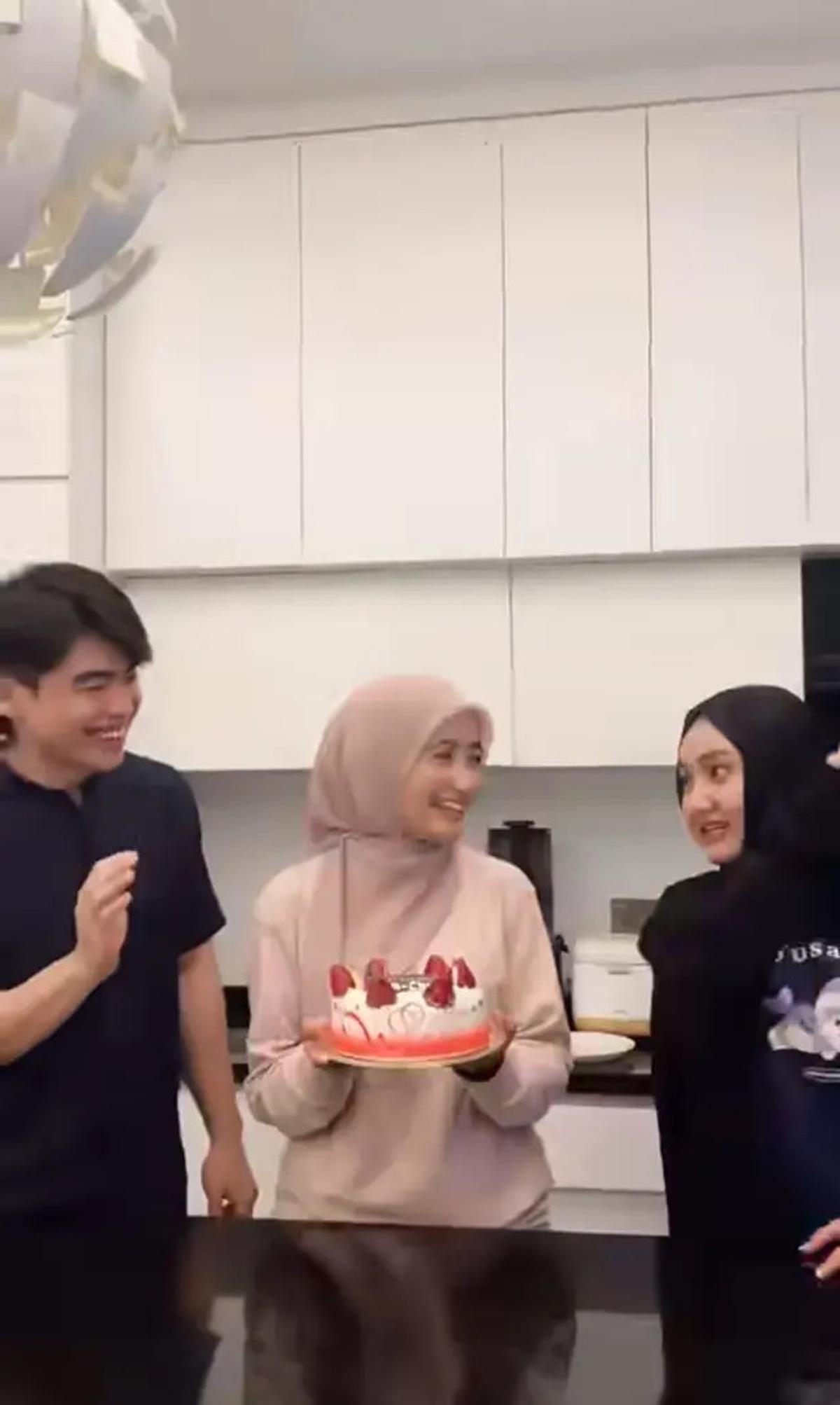 7 Potret Romantis Arafah Rianti dan Steven Wongso, Halda: Calon Kakak Ipar