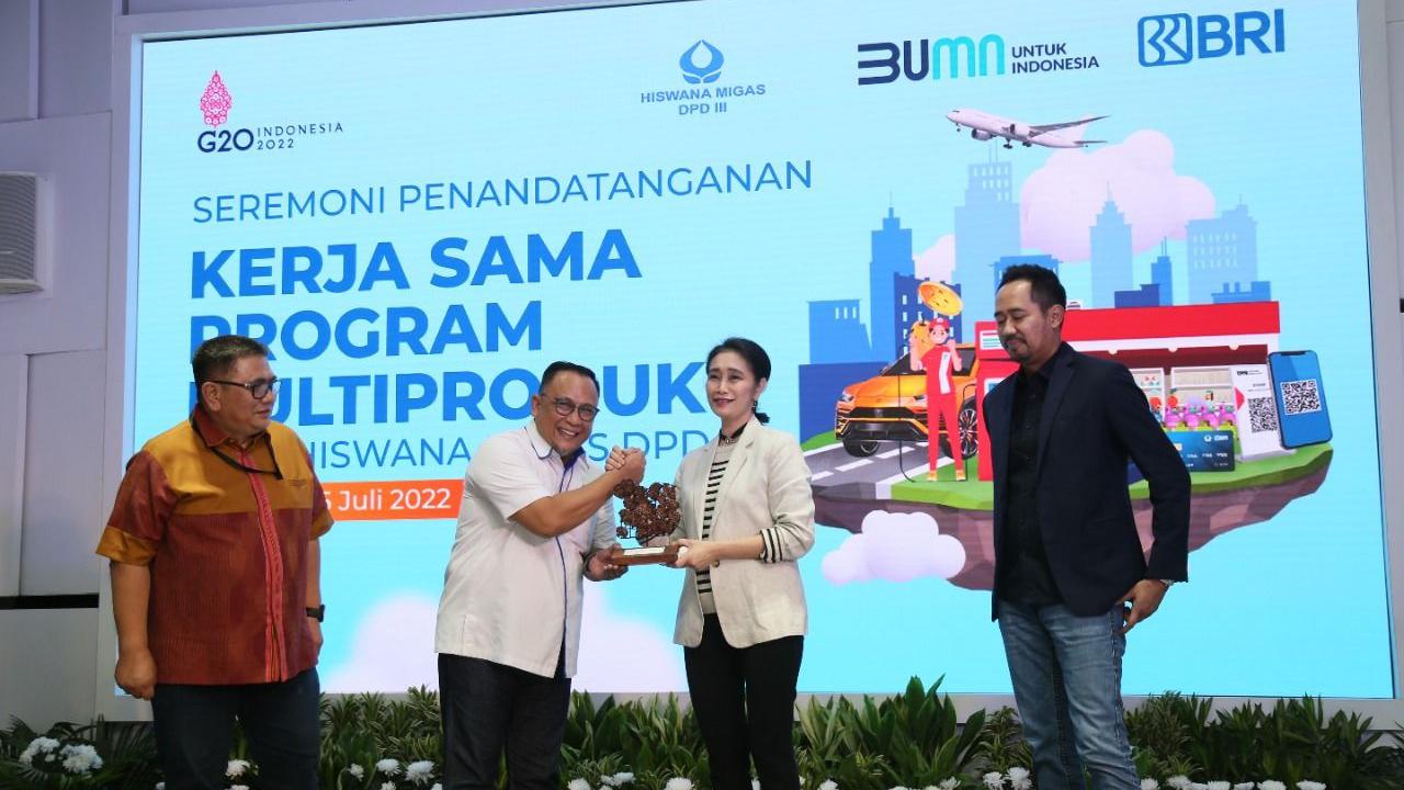 BRI mendukung digitalisasi pembayaran sebagai Langkah strategis dalam efisiensi sumber daya. Kali ini, ekosistem pembayaran digital BRI bisa digunakan  oleh  pelaku  usaha  yang tergabung dalam Himpunan Wiraswasta Nasional Minyak dan Gas Bumi