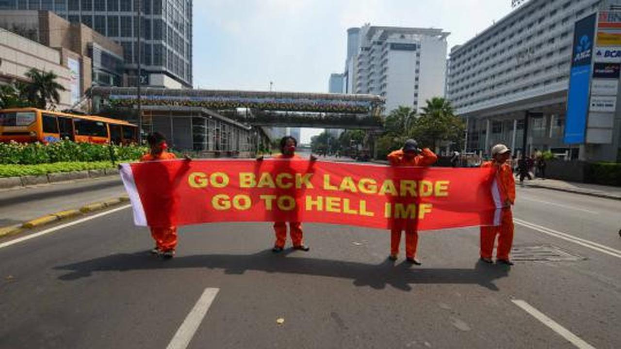 Demo tolak kedatangan IMF ke Jakarta