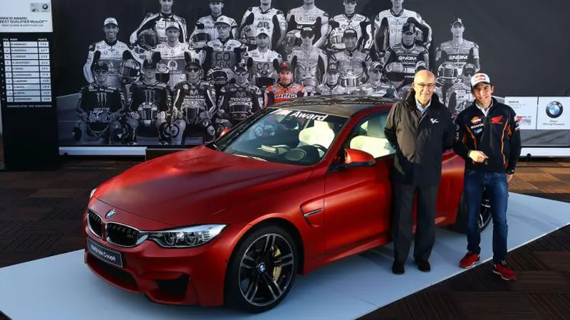 Juara Balap MotoGP Marc Marquez Diganjar Hadiah BMW M4