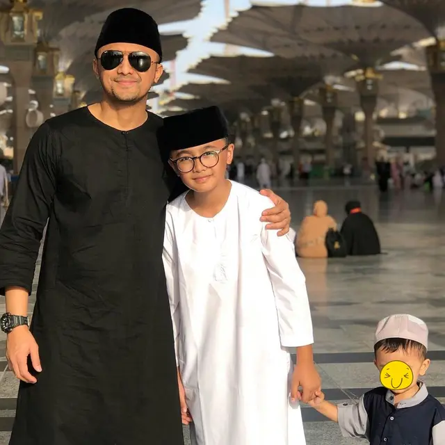 6 Potret Kebersamaan Hengky Kurniawan dan Putranya, Bak Kakak Adik