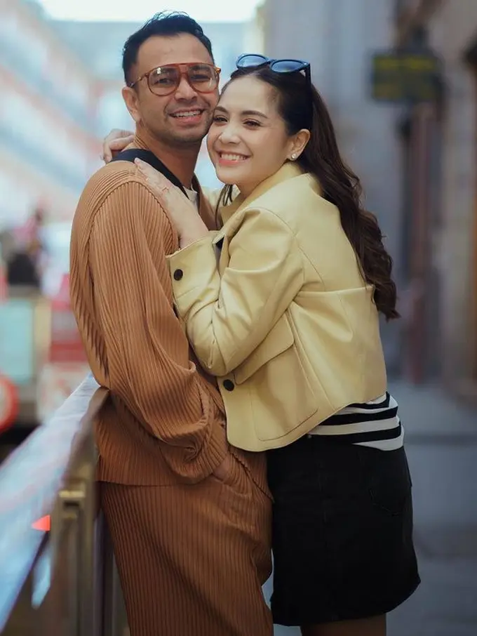 [Fimela] Raffi Ahmad dan Nagita Slavina