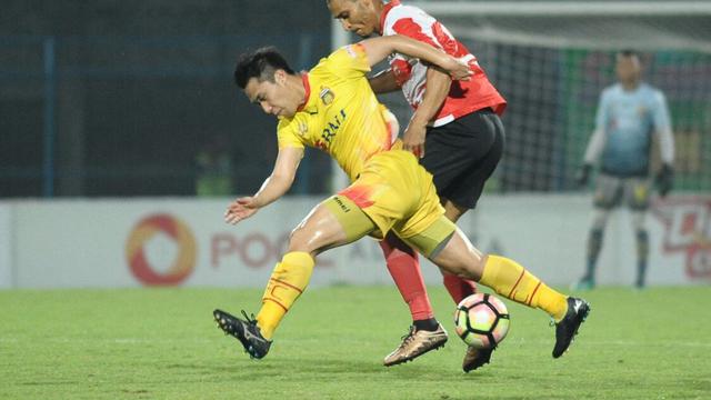 Lee Yoo Joon vs Peter Odemwingie